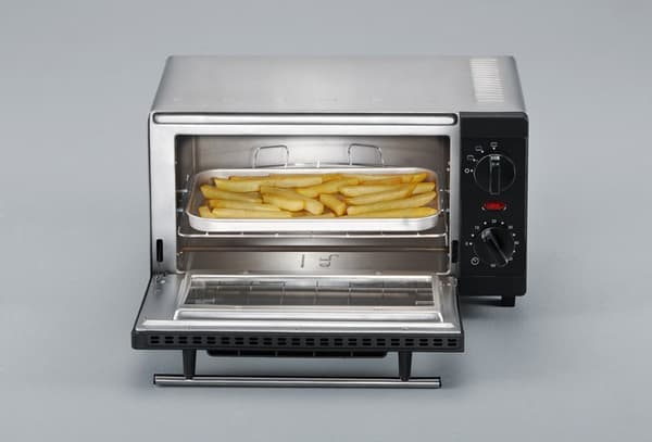 Severin TO 2052 leivänpaahdin 80 L 800 W musta grilli