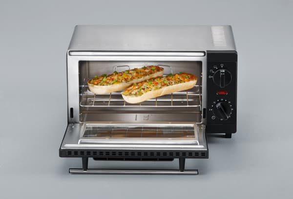 Severin TO 2052 leivänpaahdin 80 L 800 W musta grilli