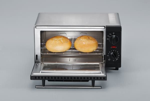Severin TO 2052 leivänpaahdin 80 L 800 W musta grilli