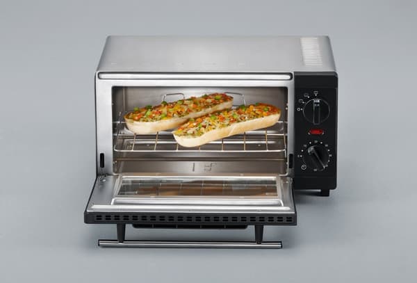 Severin TO 2052 leivänpaahdin 80 L 800 W musta grilli