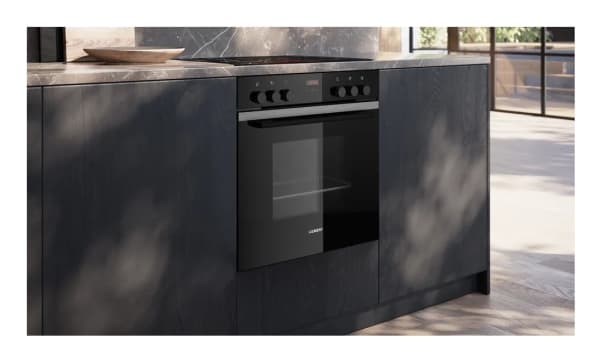 Siemens iQ300 HE213BBS3, Medium, Electric, 71 L, 71 L, 50 - 275 °C, Built-in