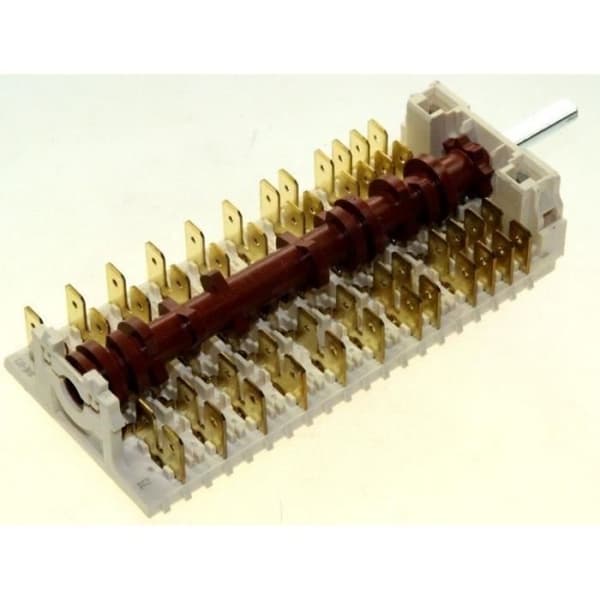 OMVÄNDARE FÖR ARISTON UGN 9520738 - C00196057 F76C2WH - BVMPièces