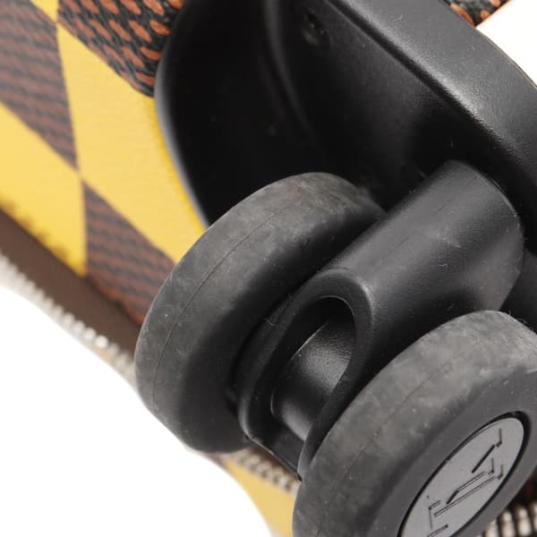 Pre-owned Louis Vuitton Damier Pop Horizon 55 Yellow