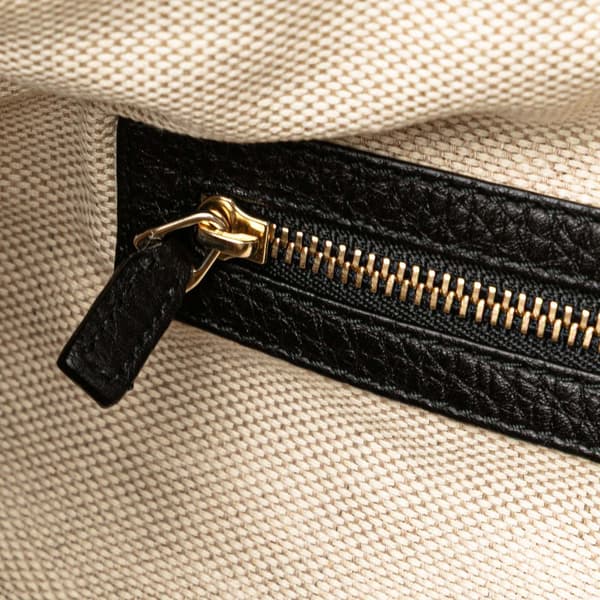 Pre-owned Gucci Medium Pebbled Calfskin Soho Boston Bag Black