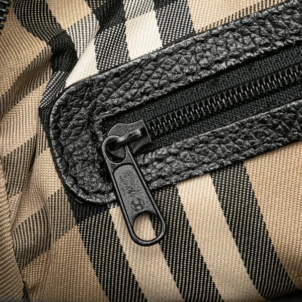 Pre-owned Burberry Leather Boston Bag Black