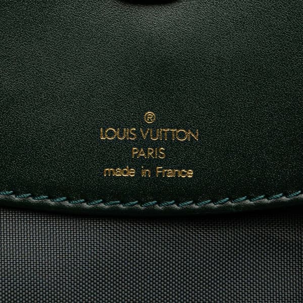 Pre-owned Louis Vuitton Taiga Housse Bering Garment Cover Green