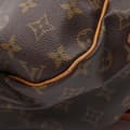 Miniatyrbild 9 av 10: Pre-owned Louis Vuitton Monogram Saumur 43 Brown