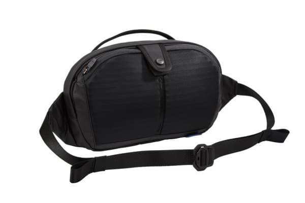 Thule Tact TACTWP05, Boy, Cross body bag, Zipper, Cell phone pocket, Key pocket, Pen pocket, Zip pocket, 17.8 cm (7"), Black