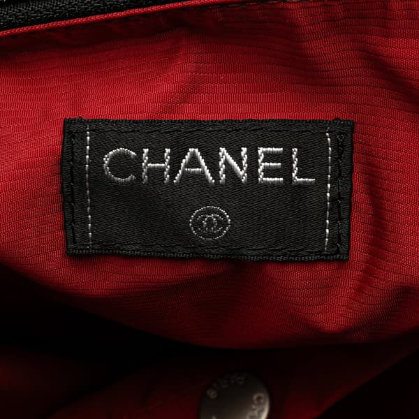 Pre-owned Chanel Old Travel Line Nylon Duffle Bag Black
