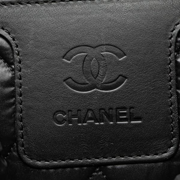 Pre-owned Chanel Quilted Nylon Coco Cocoon Trolley Rolling Case Black