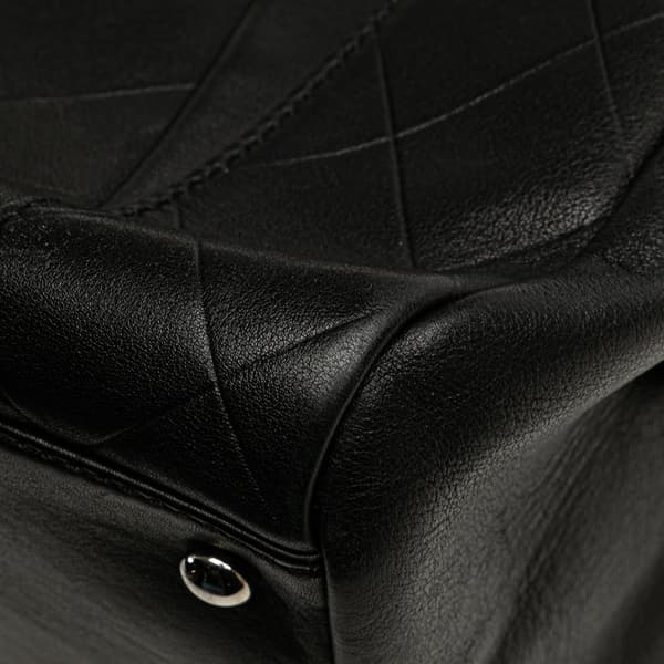 Pre-owned Chanel CC Chevron Quilted Lambskin Boston Black