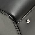 Miniatyrbild 9 av 10: Pre-owned Burberry Leather Boston Bag Black