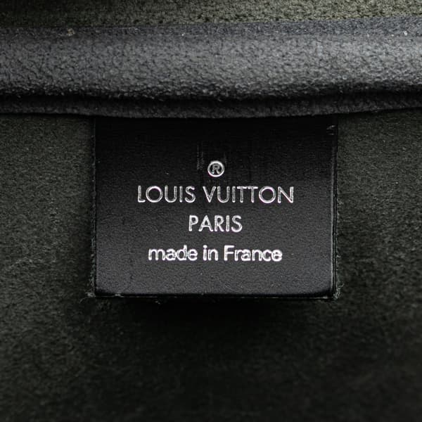 Pre-owned Louis Vuitton Taiga Kendall GM Black