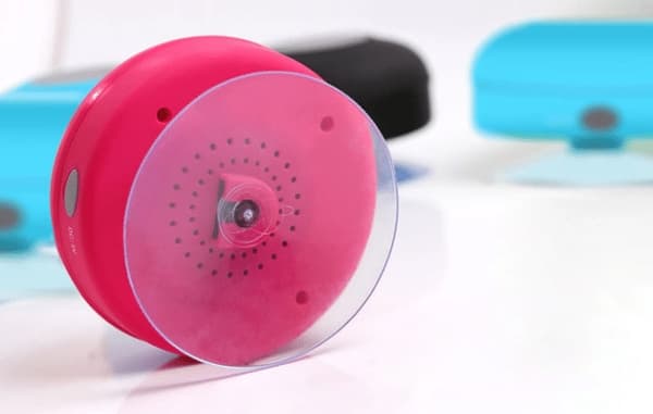 Vattentät Bluetooth-högtalare med sugkopp för badkaret etc.