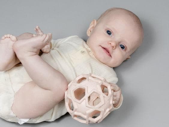 Babyleksak stjärnboll av naturgummi - Mint - Hevea baby