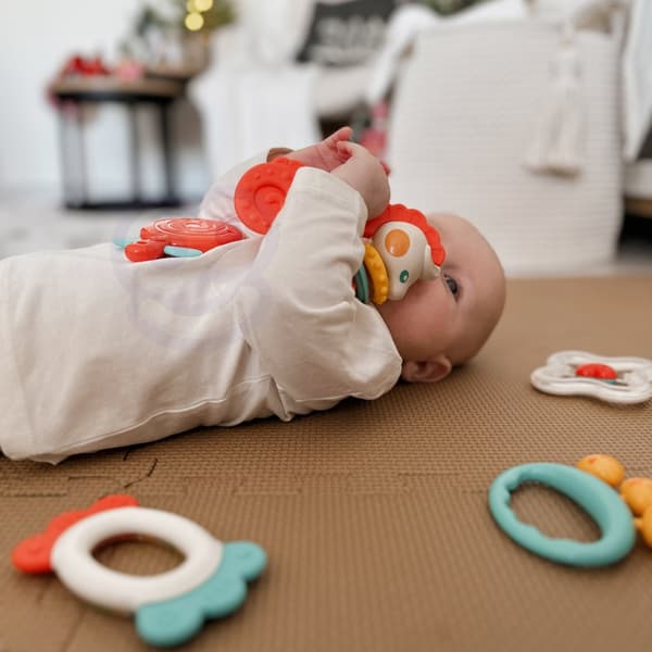 WOOPIE BABY Sensorisk Skallra Bitringsset