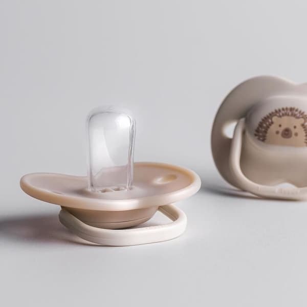 Nappar - TOMMEE TIPPEE - 6-18 månader - Set om 6 - Symmetrisk ortodontisk form, BPA-fri silikon