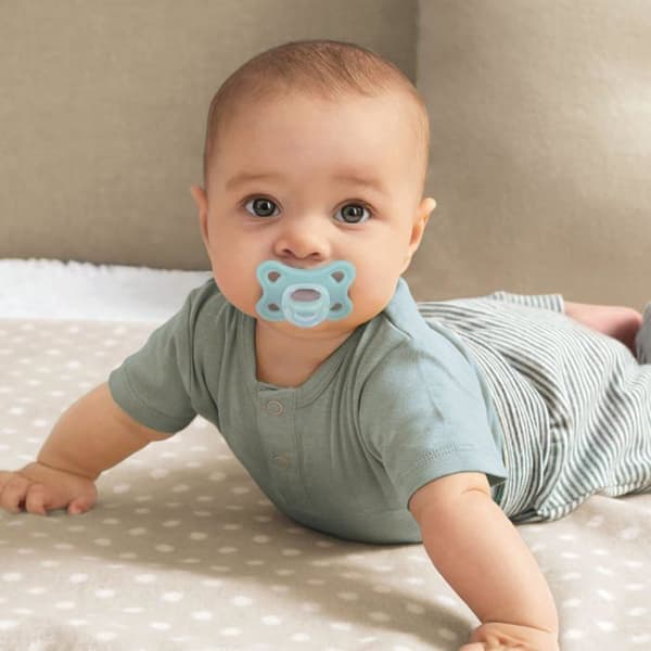 Mam Comfort Napp i ett set om 2, 100% silikon, med napphållare, 2 till 6 månader, ljusblå