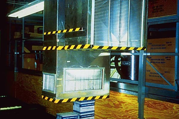 Maskeringstejp - 3 m maskeringsfilm - 5702BY50IW - Vinyltejp 5702, gul/svart, 50 mm x 33 m