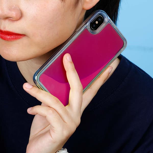 Liquid Neon Sand skal till iPhone X - Violet