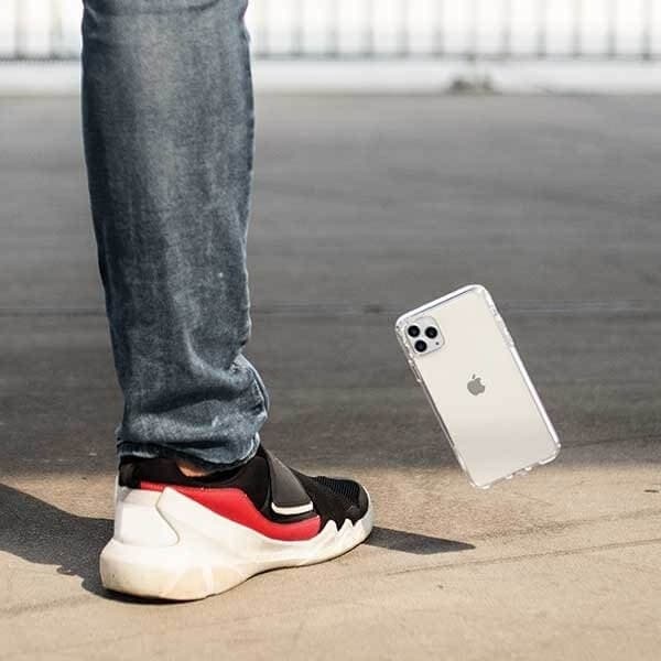 UNIQ LifePro Tinsel skal iPhone 11 Pro Max Ångrök