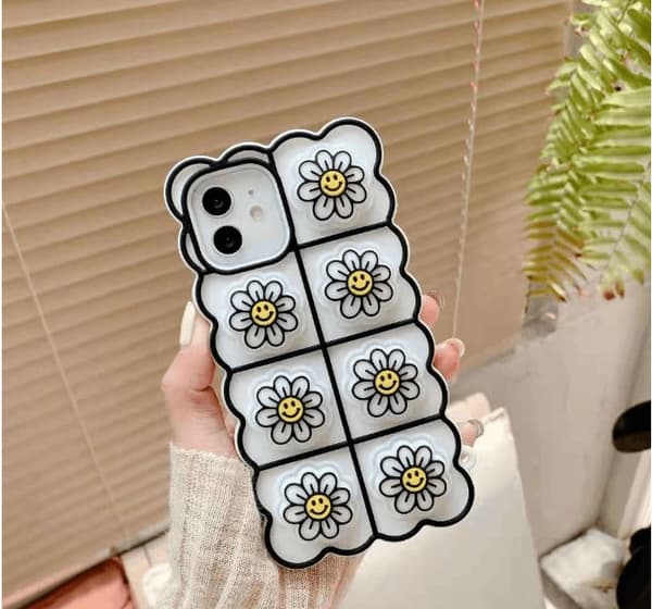 Smiley Flower Pop it Fidget Skal till iPhone 11 - Vit