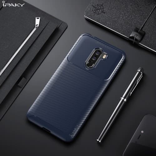 IPAKY Carbon Fiber Mobilskal till Xiaomi Pocophone F1 - Blå
