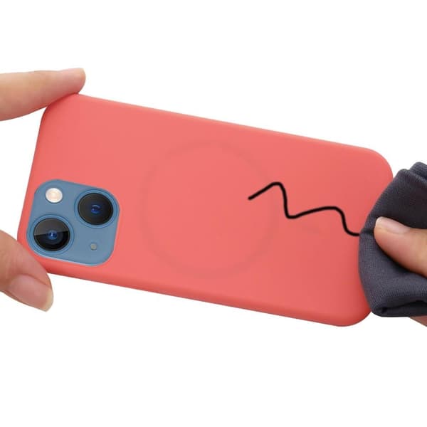 MagSafe Liquid Silicone Skal iPhone 13 - Hot Pink
