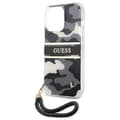 Miniatyrbild 6 av 8: Guess Camo Strap Collection Skal iPhone 13 Pro / 13 - Svart