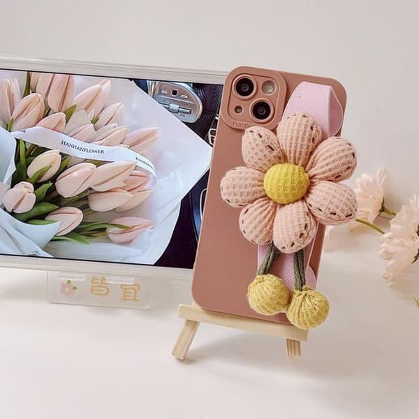 Pumpkin Handrem iPhone 13 Skal - Rosa
