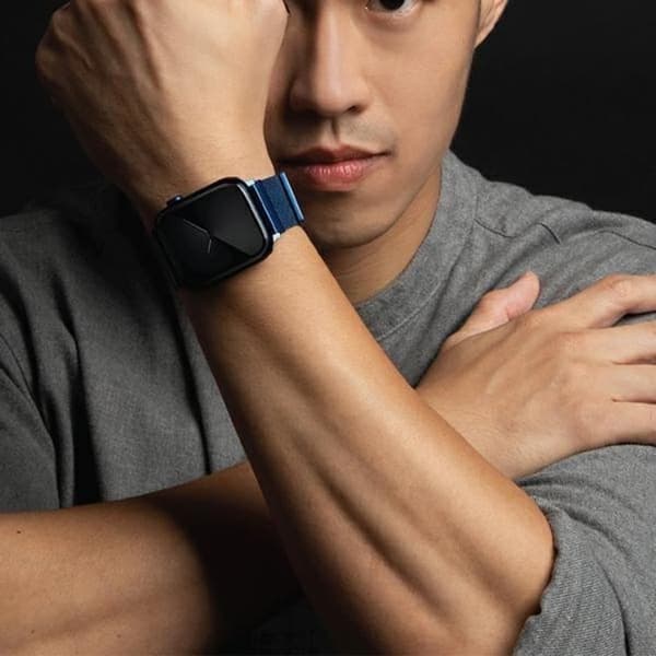 Uniq Apple Watch 4/5/6/7/SE (42/44/45mm) Armband Stainless Steel - Cobalt Blå