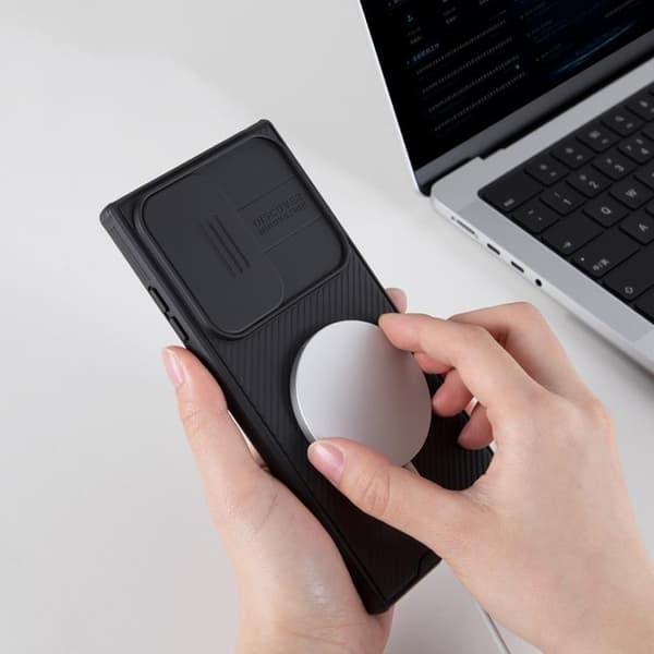 Nillkin Galaxy S23 Ultra Mobilskal Magsafe CamShield Pro - Svart