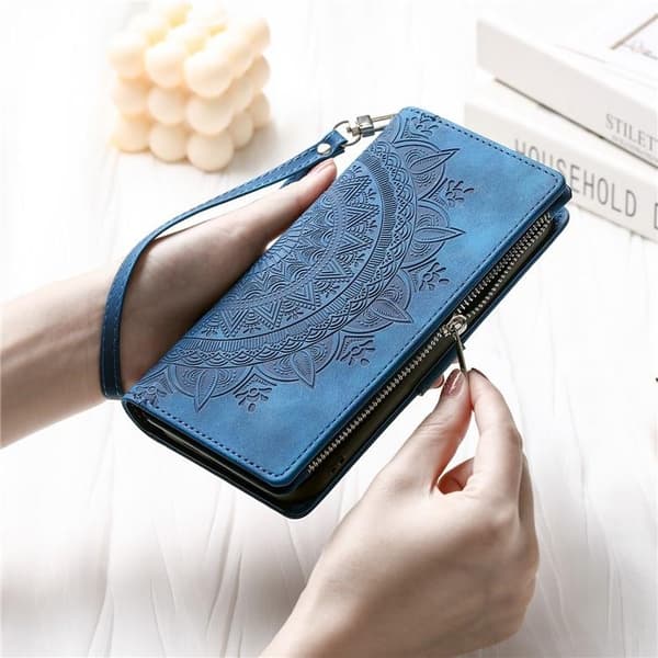 iPhone 15 Plus Plånboksfodral Mandala Flower Imprinted - Blå