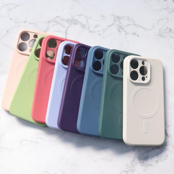 iPhone 15 Pro Max Mobilskal MagSafe Silikon - Rosa