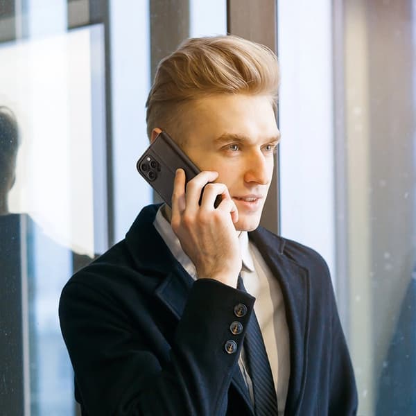 Dux Ducis iPhone 16 Pro Plånboksfodral Äkta Läder Hivo - Svart