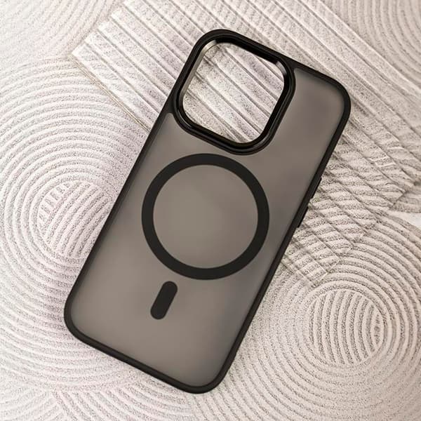 iPhone 15 Pro Max Mobilskal MagSafe Frozen - Svart