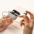 Miniatyrbild 4 av 8: Ringke Galaxy Buds 3/3 Pro Skal Magsafe Onyx Magnetic - Varmgrå