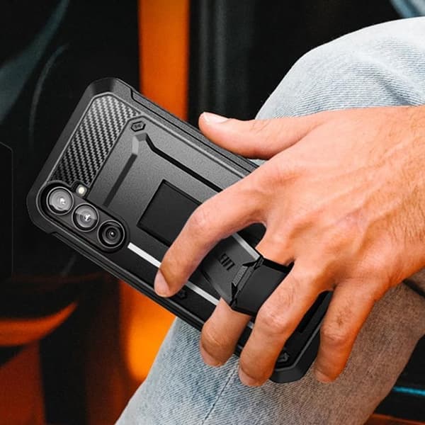 Supcase Galaxy S24 FE Mobilskal Unicorn Bettle Pro - Svart