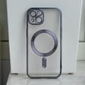 Miniatyrbild 6 av 8: iPhone 16e Mobilskal MagSafe Color Chrome - Svart