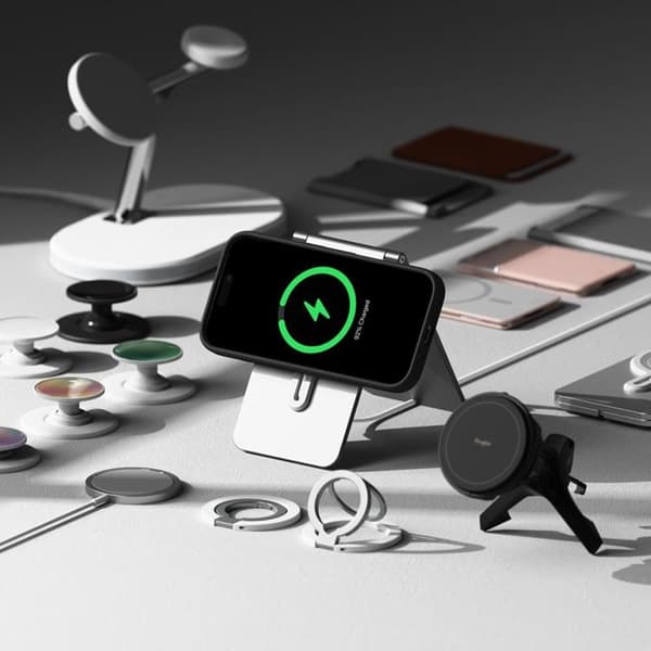 Ringke iPhone 16 Pro Mobilskal Magsafe Silikon Magnetic - Svart