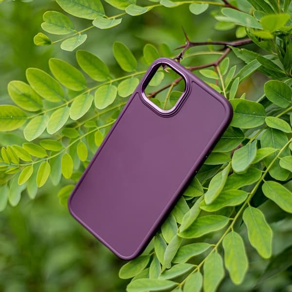 iPhone 16 Mobilskal Satin - Vinröd