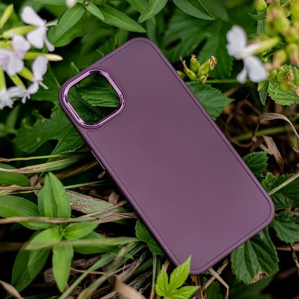 iPhone 16 Mobilskal Satin - Vinröd
