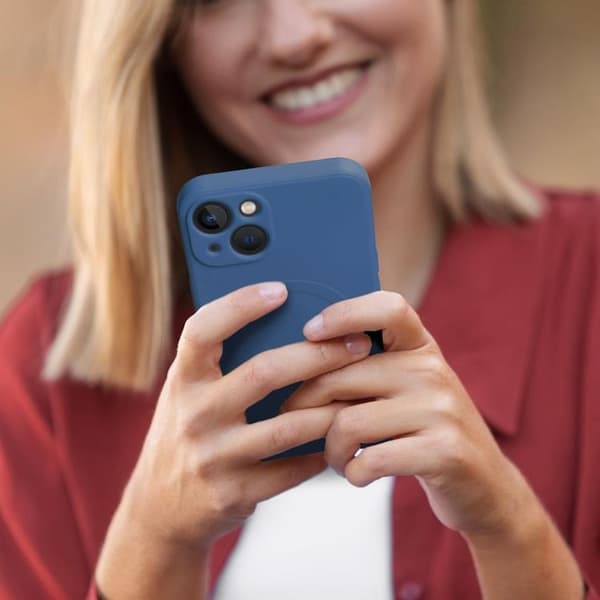 iPhone 16 Plus Mobilskal MagSafe Silikon - Blå