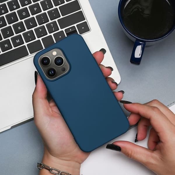 iPhone 16 Plus Mobilskal Silikon - Blå