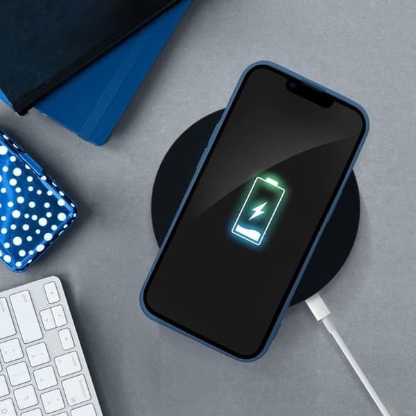 iPhone 16 Plus Mobilskal Silikon - Blå