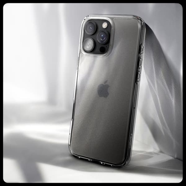 Spigen iPhone 16 Pro Max Mobilskal Ultra Hybrid - Frost Clear