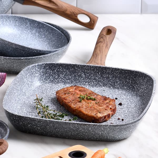 San Ignacio Keittoastiasetti 18/20 Cm Pk3153 8 Kappaleita Kanssa Aseta Pannut Hopeinen