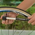 Miniatyrbild 4 av 5: Rockbros Cykelpump liten - Svart