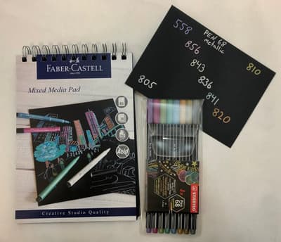 Ritset: Fiberpennset Stabilo Pen 68 Metallic 8 färger + Svart papper A5, 250g, 30 ark