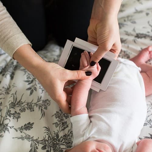 Hand och fotavtryck stämpel för bebis - finns i olika färger
